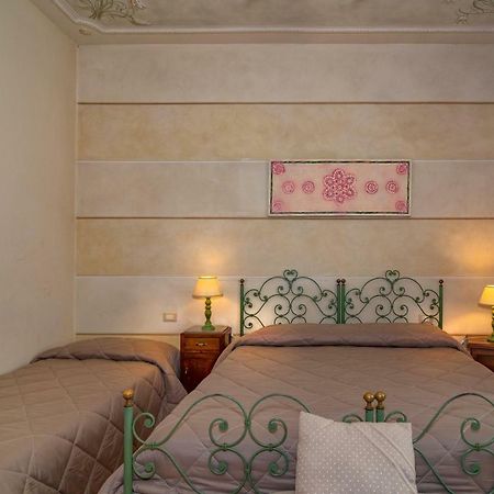 Affittacamere La Casa Di Ugo Ciglione ภายนอก รูปภาพ