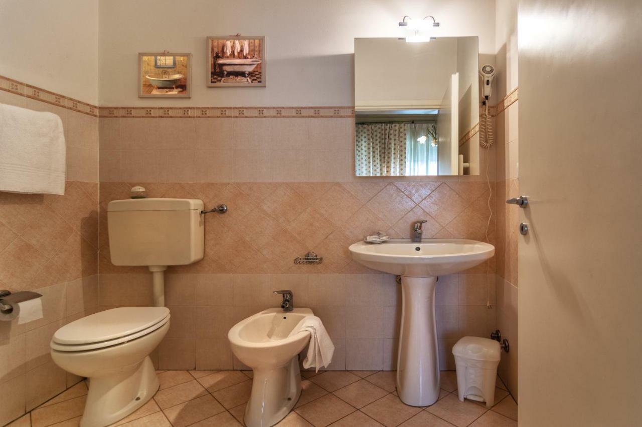 Affittacamere La Casa Di Ugo Ciglione ภายนอก รูปภาพ