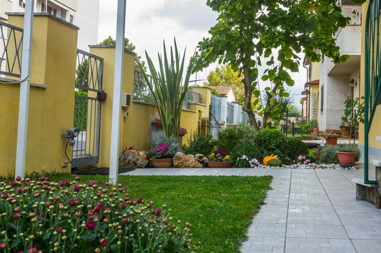 Affittacamere La Casa Di Ugo Ciglione ภายนอก รูปภาพ